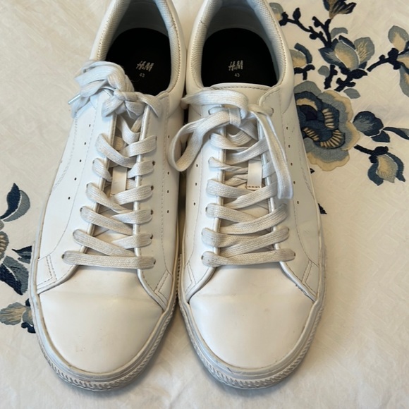 H&M Other - White leather shoes